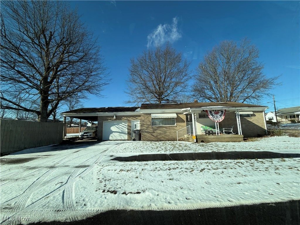 1237 Ivanhoe Avenue, Youngstown, OH 44502 Main Photo