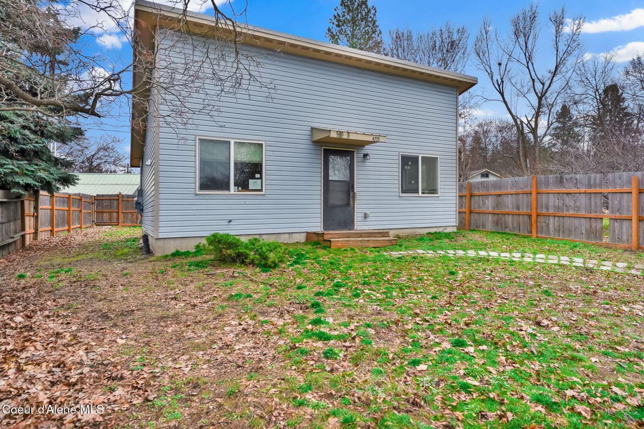 4715 W Reeves St, Coeur d Alene, ID 83814 Main Photo