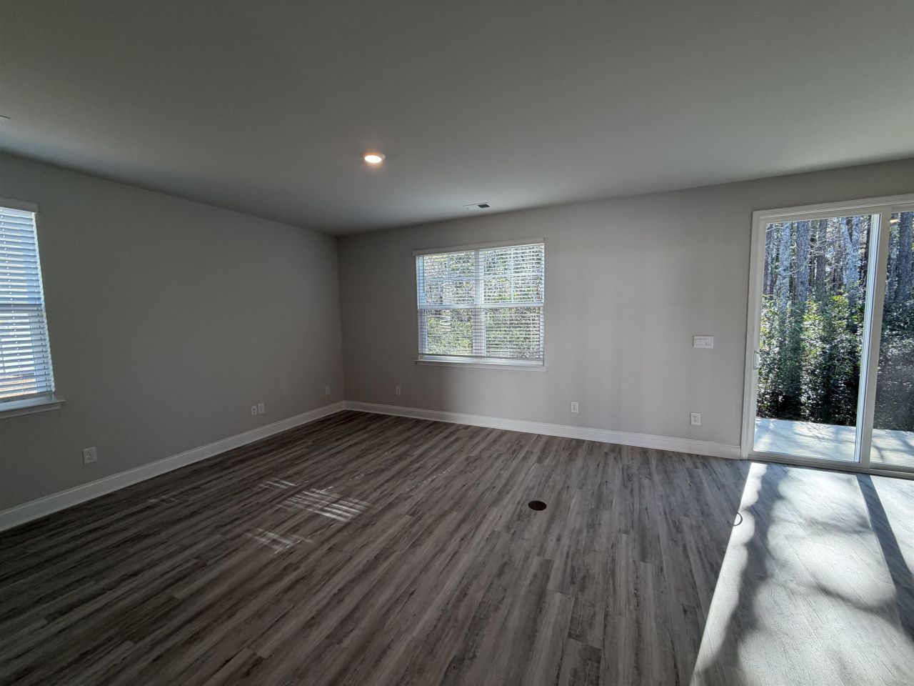 7015 Shooting Star Way Photo 6