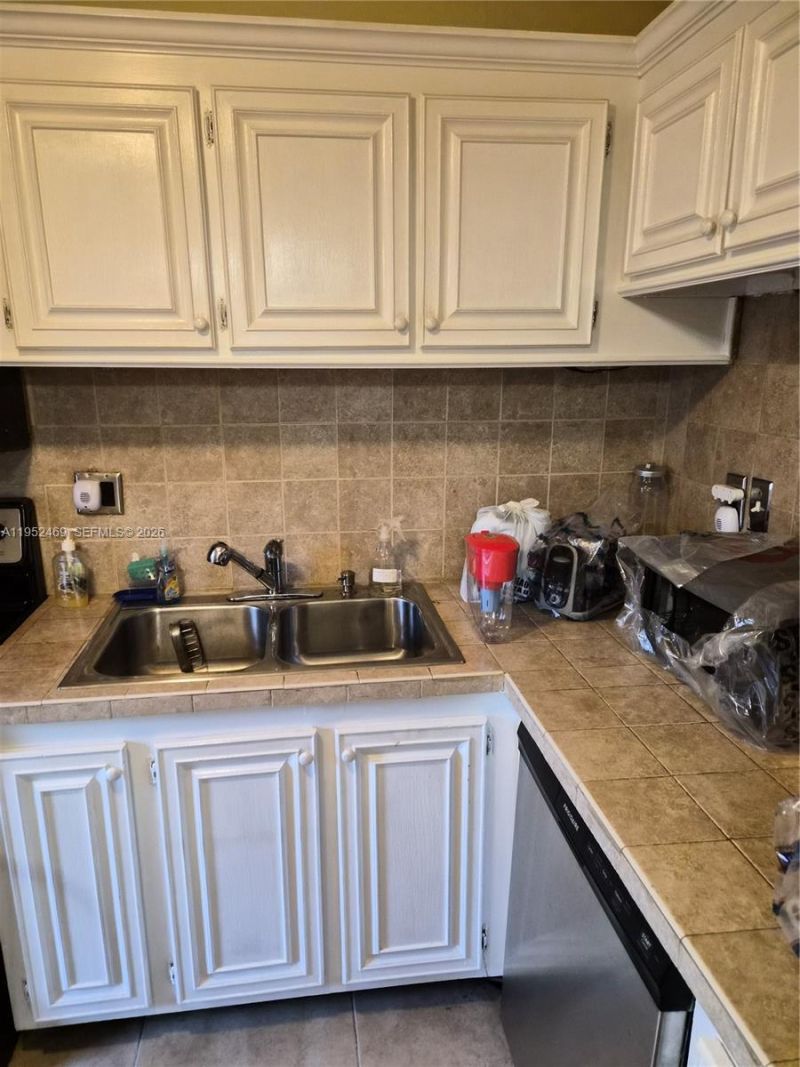 1101 NW 58th Ter, Unit 202, Sunrise, FL 33313 Photo