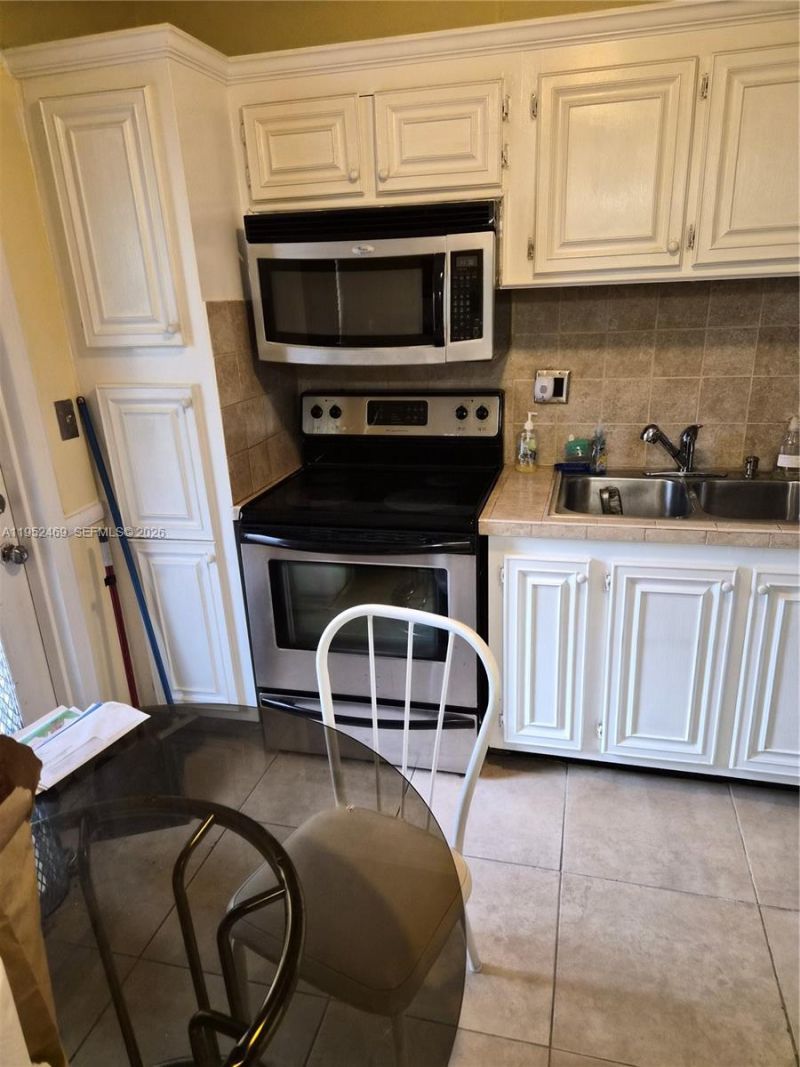 1101 NW 58th Ter, Unit 202, Sunrise, FL 33313 Photo