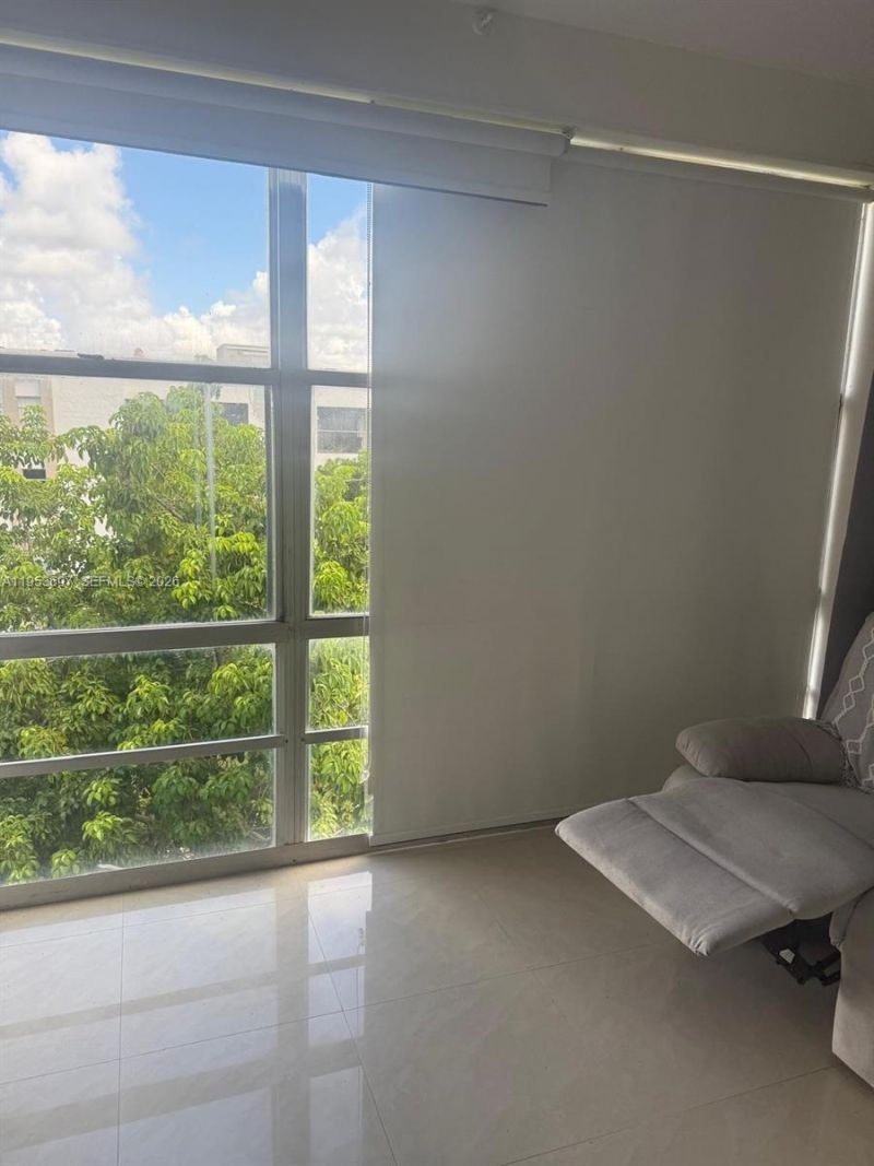 200 177th Dr , Unit 507, Sunny Isles Beach, FL 33160 Photo