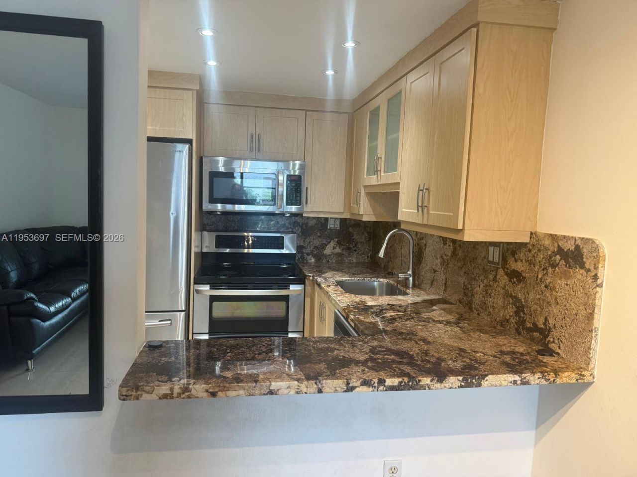 200 177th Dr , Unit 507, Sunny Isles Beach, FL 33160 Photo