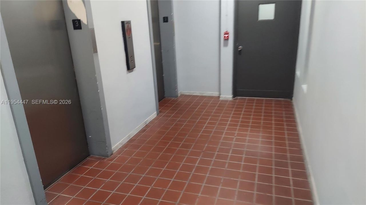 900 SW 84th Ave, Unit 301E, Miami, FL 33144 Photo