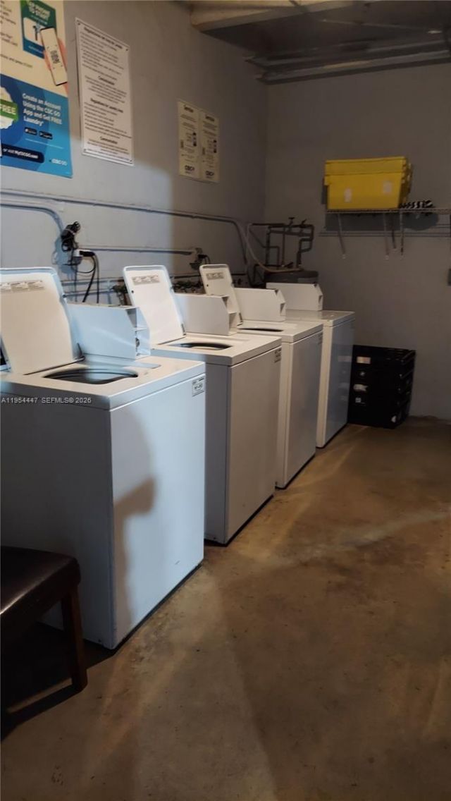 900 SW 84th Ave, Unit 301E, Miami, FL 33144 Photo