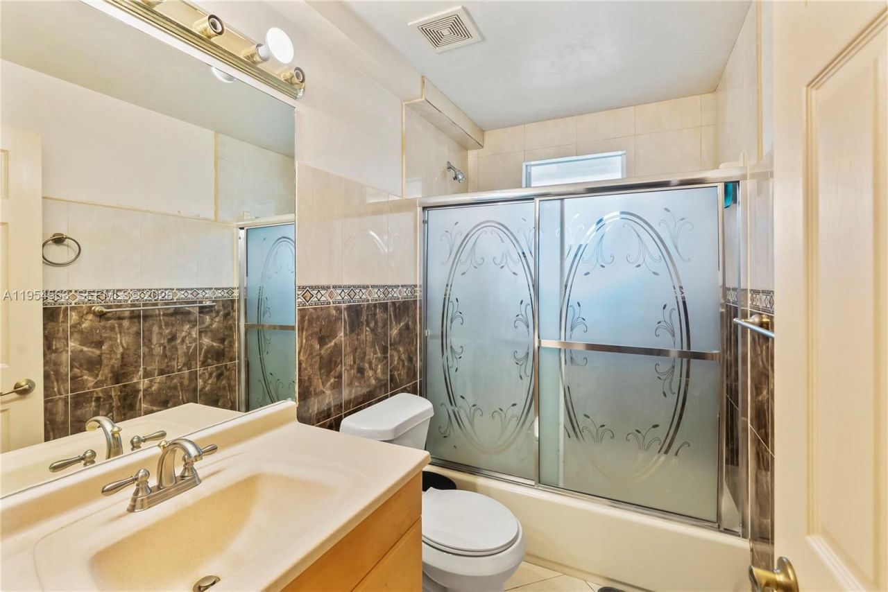 Please Call For Address, Pembroke Pines, FL 33028 Photo