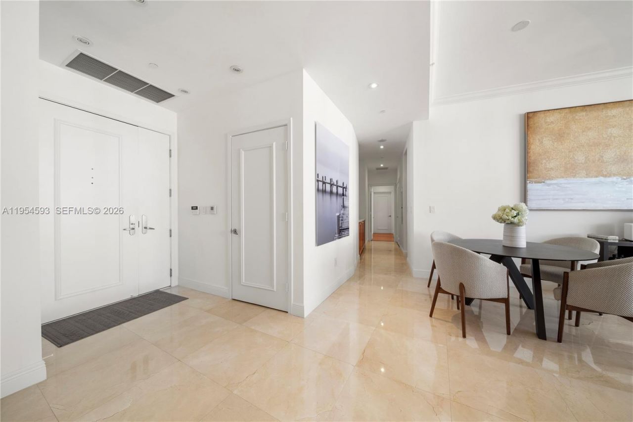 901 Brickell Key Blvd, Unit 3706, Miami, FL 33131 Photo