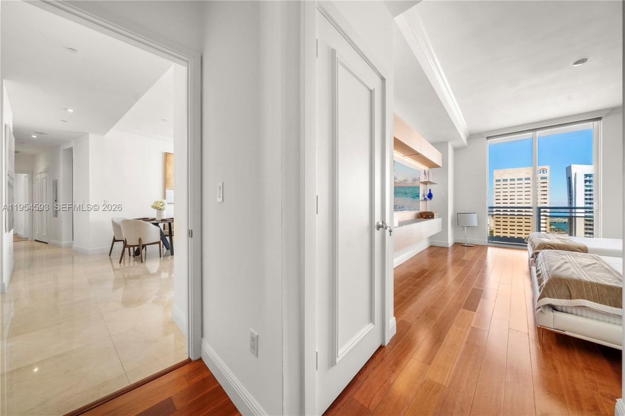 901 Brickell Key Blvd, Unit 3706, Miami, FL 33131 Photo