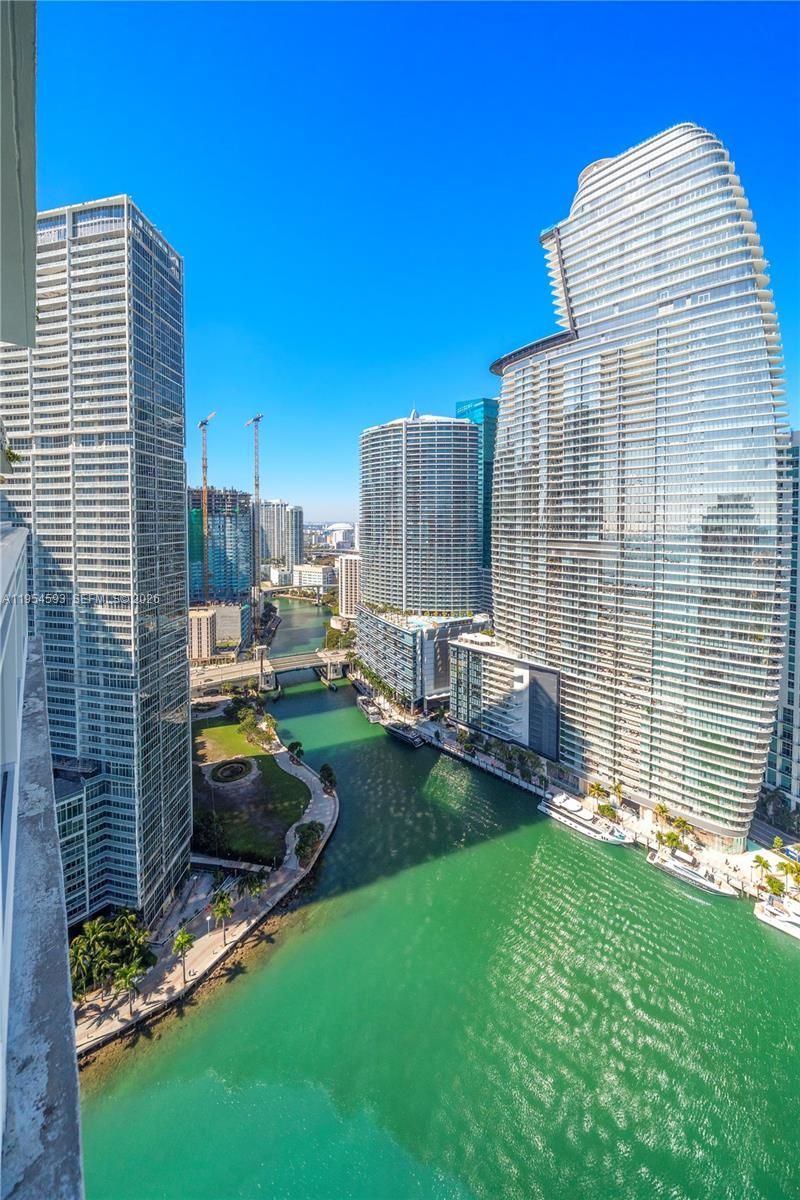 901 Brickell Key Blvd, Unit 3706, Miami, FL 33131 Photo