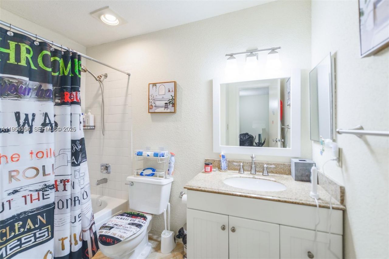 875 Riverside Dr, Unit 735, Coral Springs, FL 33071 Photo