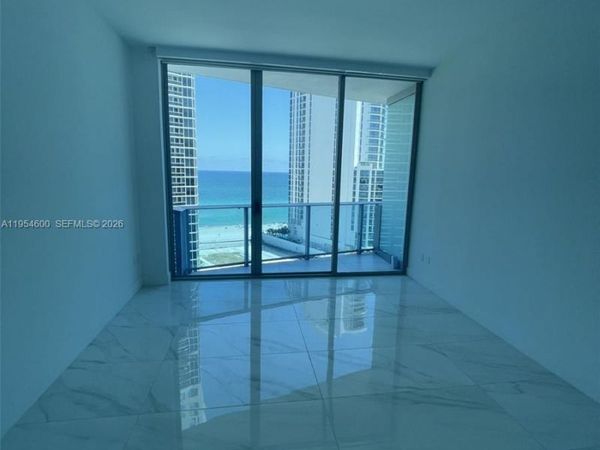 17550 Collins Ave, Unit 1505, Sunny Isles Beach, FL 33160