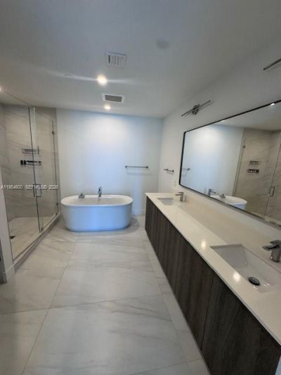 17550 Collins Ave, Unit 1505, Sunny Isles Beach, FL 33160 Photo