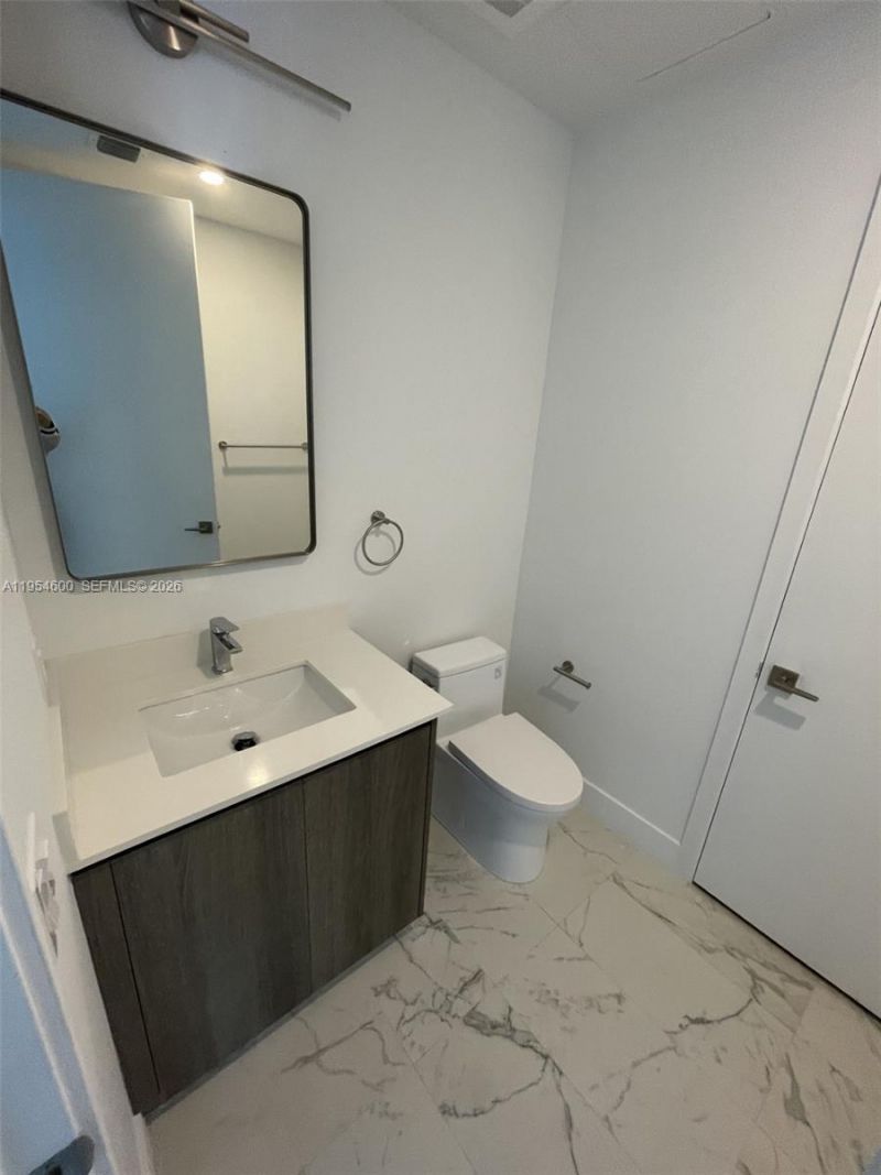 17550 Collins Ave, Unit 1505, Sunny Isles Beach, FL 33160 Photo