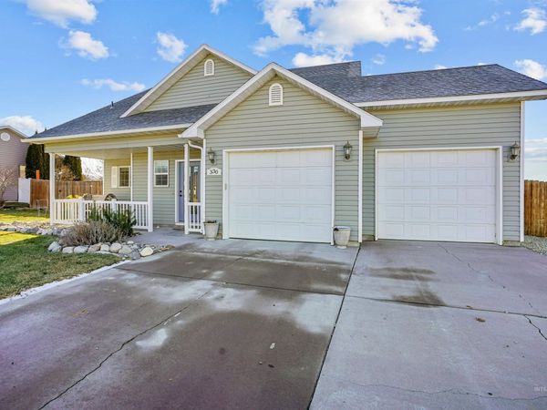330 W 2nd Street, Hazelton, ID 83335