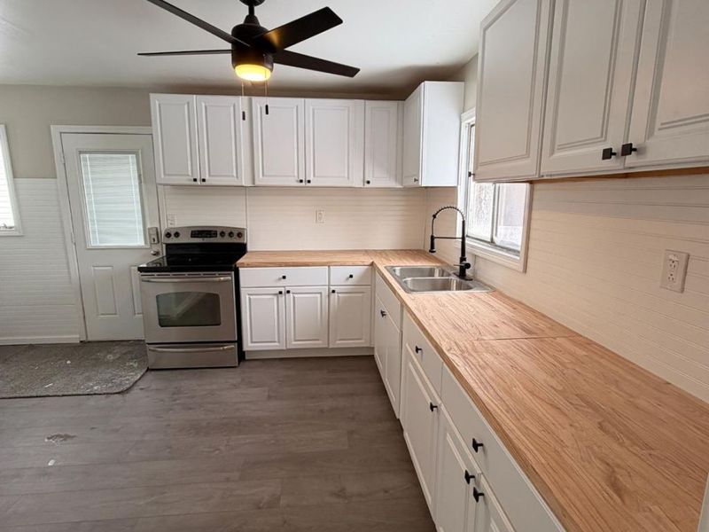 140 Crystal Court, Bellevue, OH 44811 Photo 8