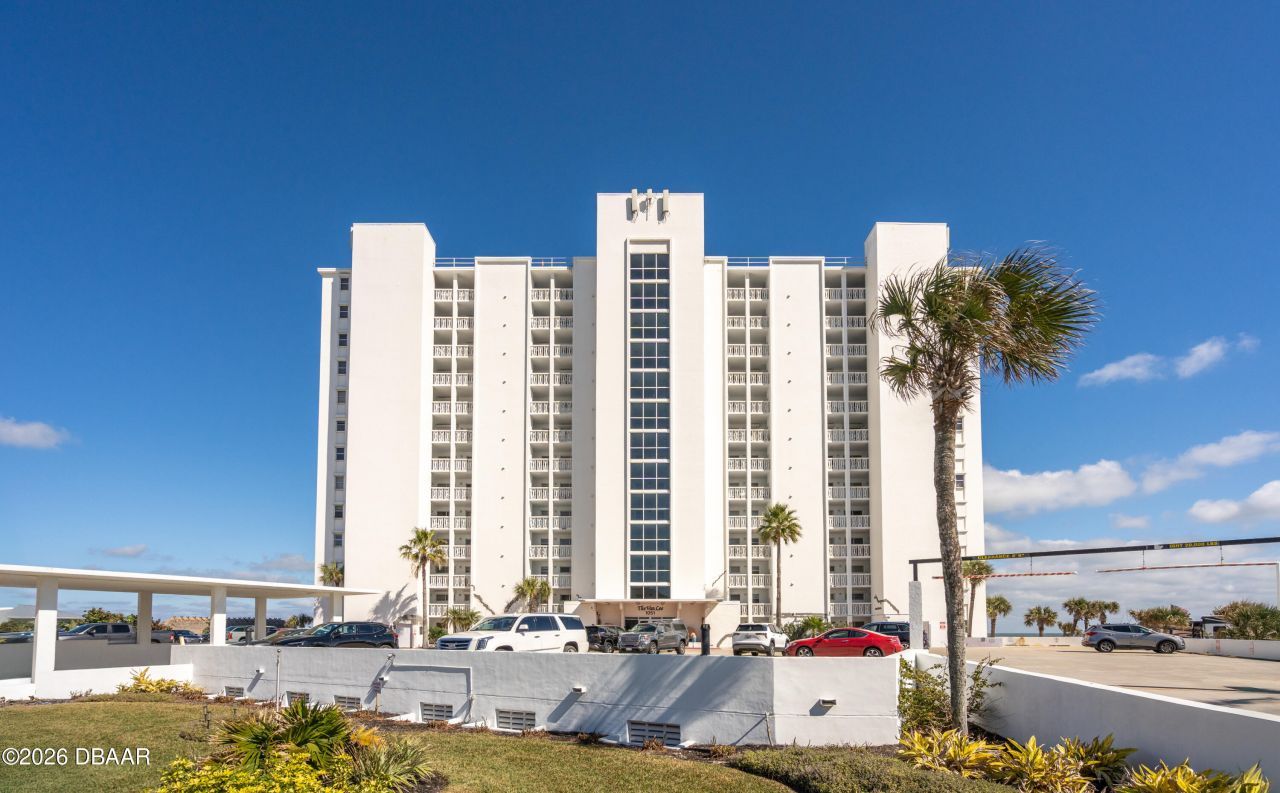 1051 Ocean Shore Boulevard, Unit 305, Ormond Beach, FL 32176 Main Photo