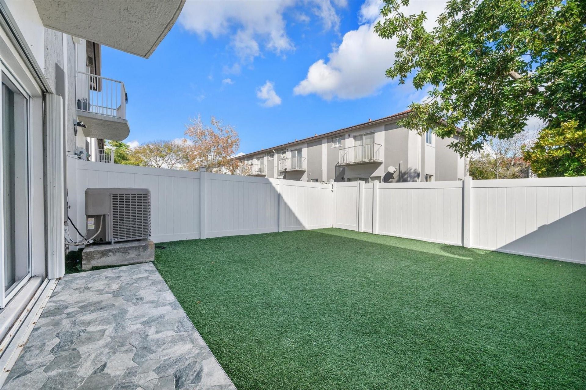 2851 SW 127th Way, Miramar, FL 33027 Photo