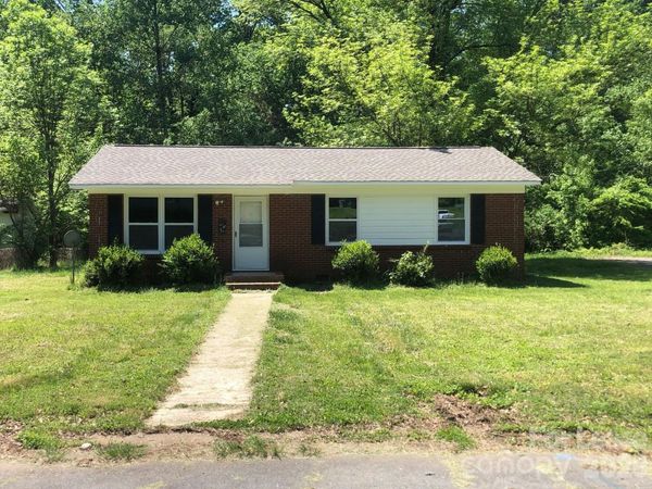 2900 Edsel Place, Charlotte, NC 28205