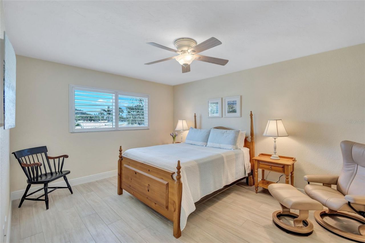 137 Avenida Messina, Unit 3, Sarasota, FL 34242 Photo