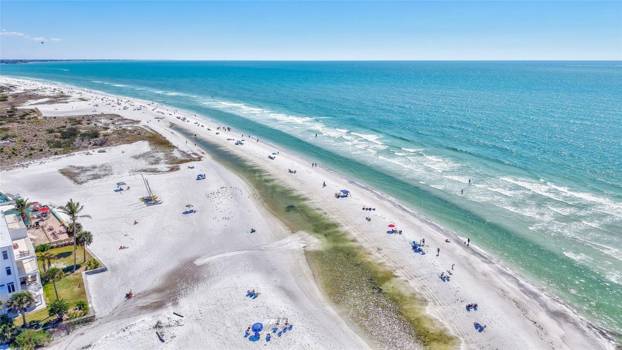 137 Avenida Messina, Unit 3, Sarasota, FL 34242 Photo