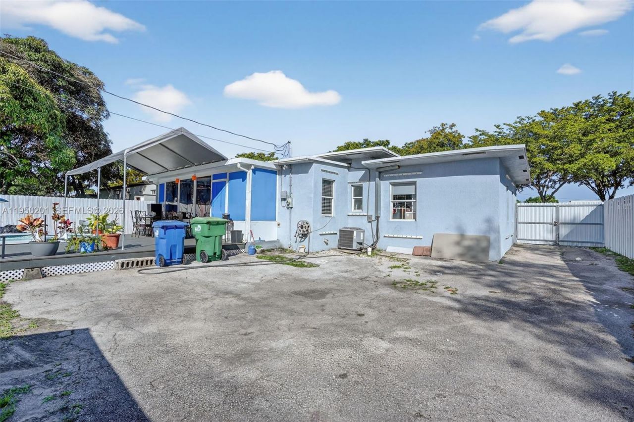 1240 Sharazad Blvd, Opa Locka, FL 33054 Photo