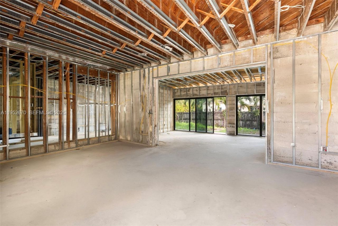 4345 Alton Rd, Miami Beach, FL 33140 Photo