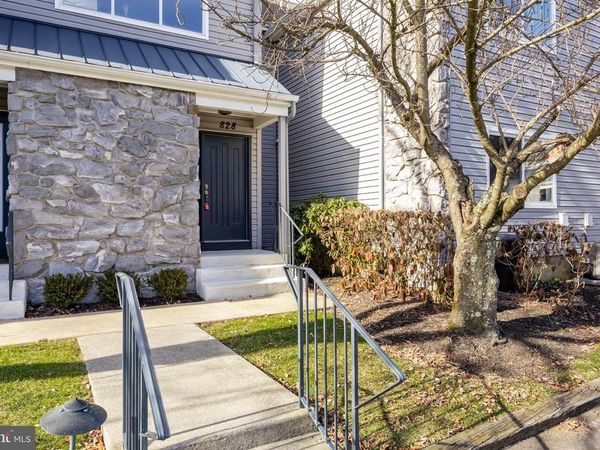 828 CHANTICLEER, CHERRY HILL, NJ 08003