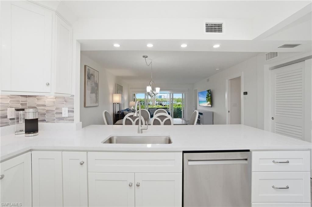 305 Goodlette-frank Rd S, Unit C205, Naples, FL 34102 Photo