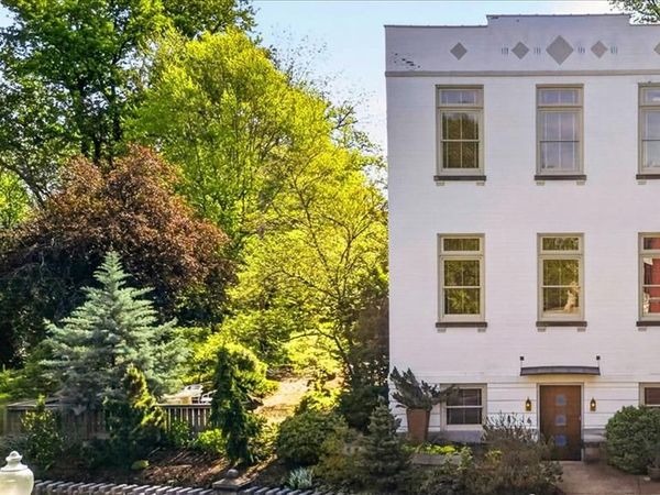 6 Benton Place, St Louis, MO 63104