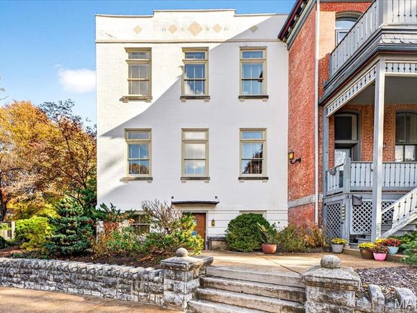 6 Benton Place, St Louis, MO 63104