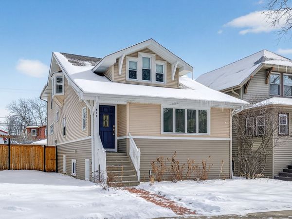 810 S Euclid Avenue, Oak Park, IL 60304