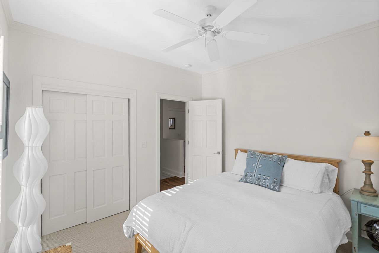 122 Smith Street Photo 21