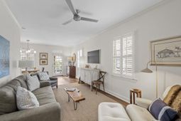 122 Smith Street photo 4