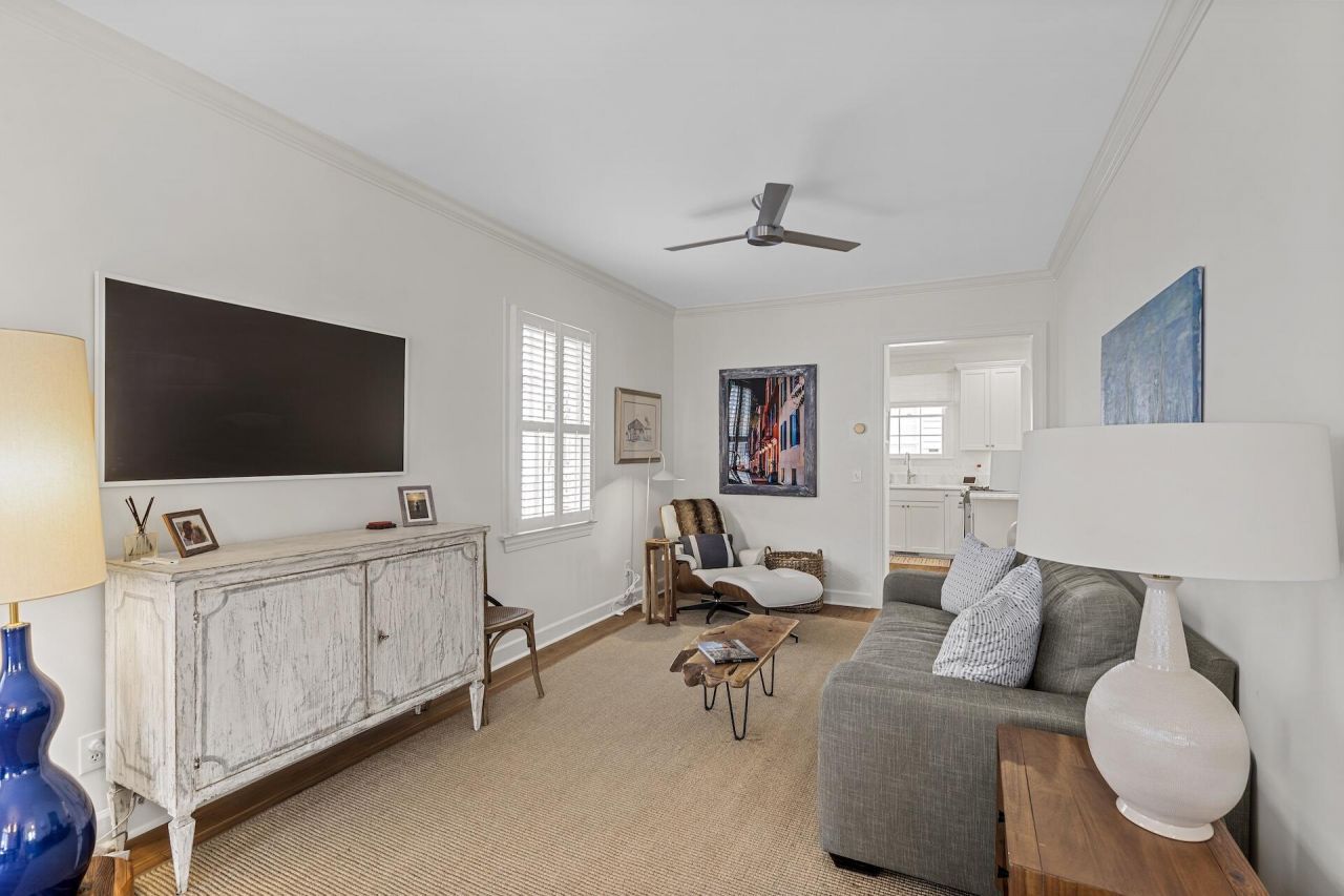 122 Smith Street Photo 4