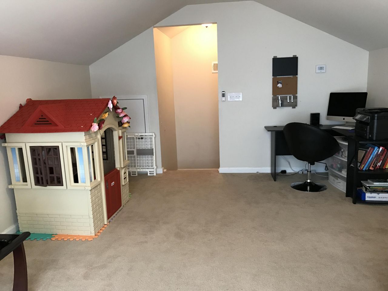 272 Mayfield Drive Photo 19