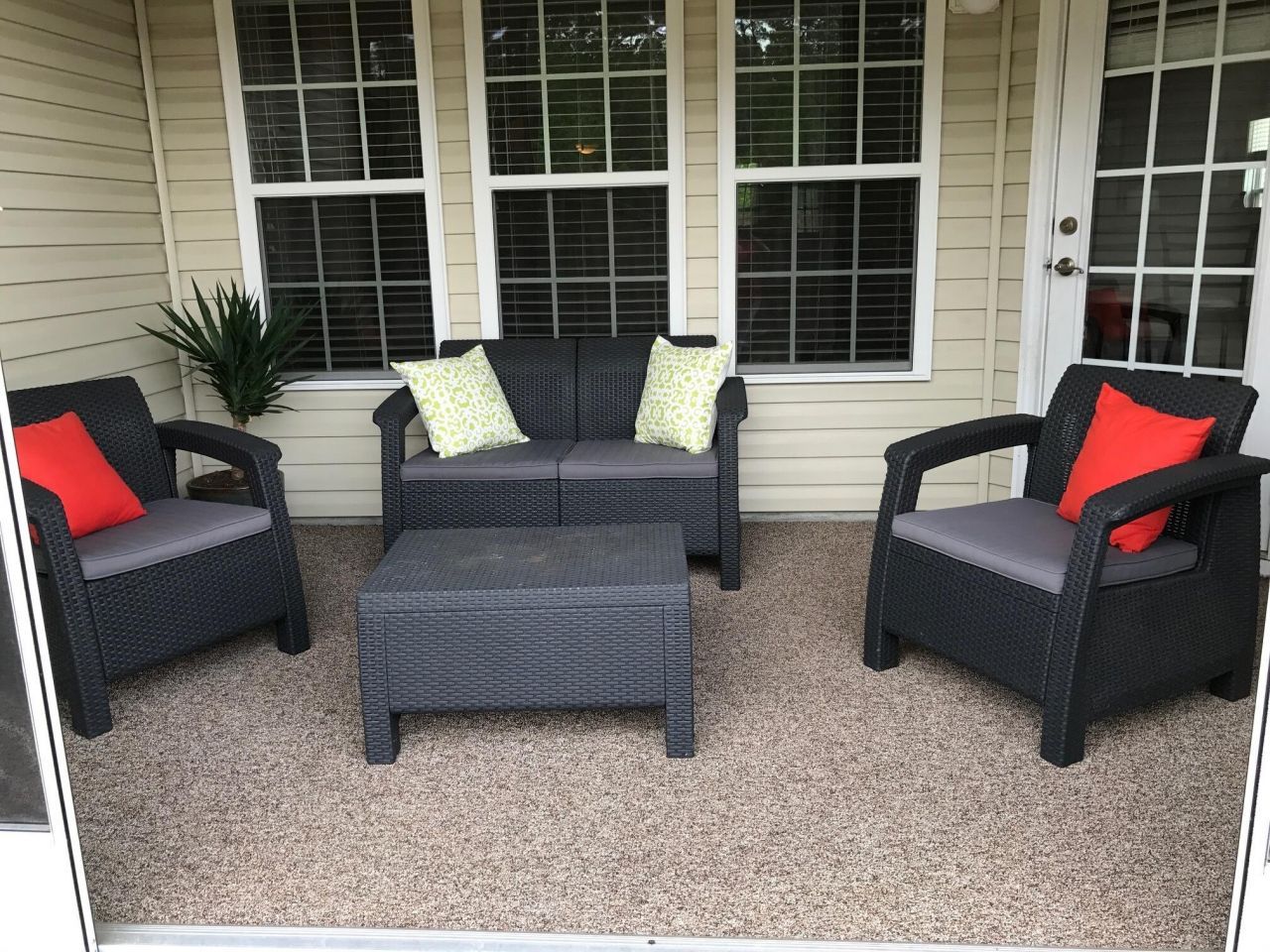 272 Mayfield Drive Photo 33