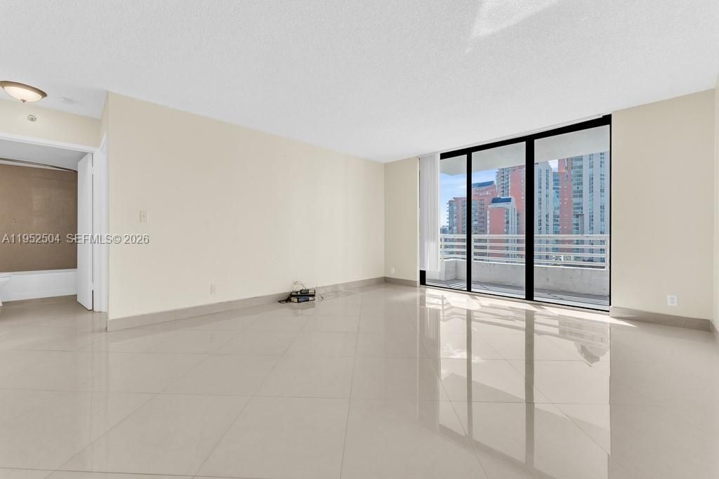 3300 NE 192nd St, Unit 1414, Aventura, FL 33180 Photo