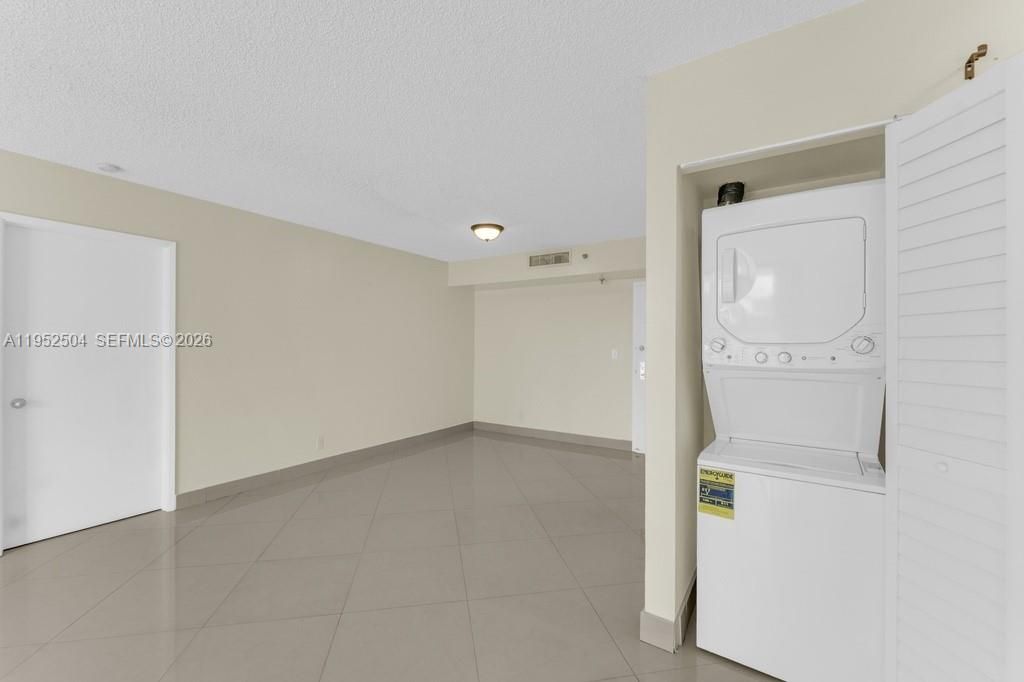 3300 NE 192nd St, Unit 1414, Aventura, FL 33180 Photo