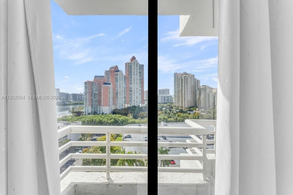 3300 NE 192nd St, Unit 1414, Aventura, FL 33180 Photo