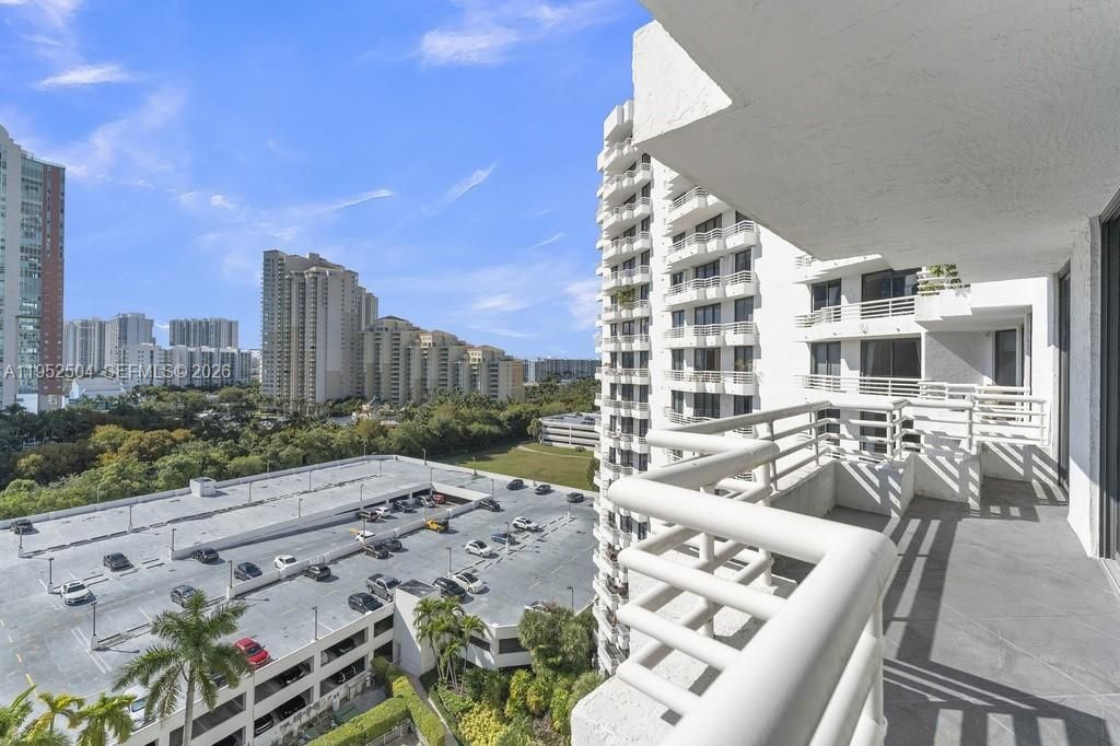 3300 NE 192nd St, Unit 1414, Aventura, FL 33180 Photo