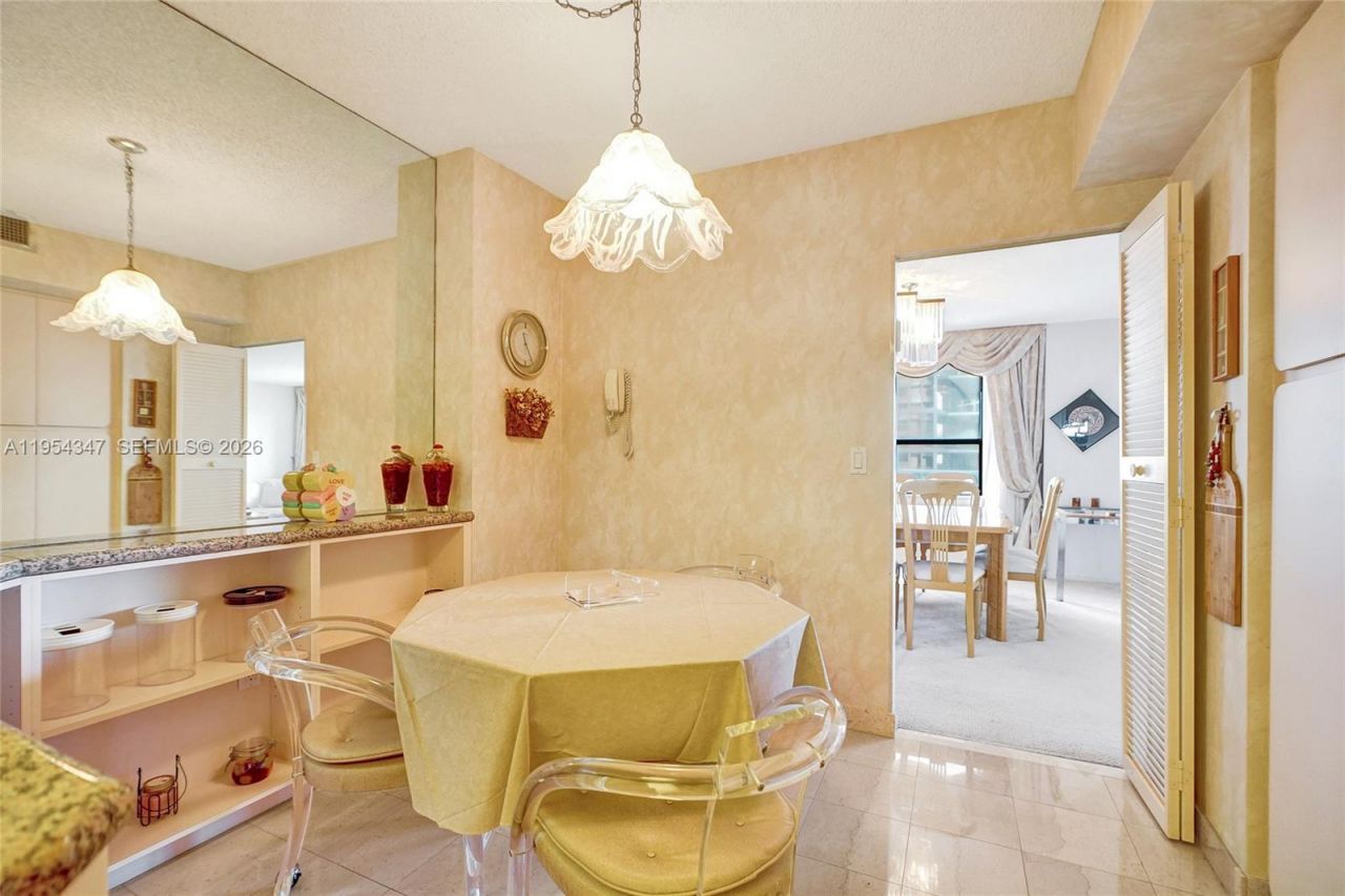 9801 Collins Ave, Unit 8S, Bal Harbour, FL 33154 Photo