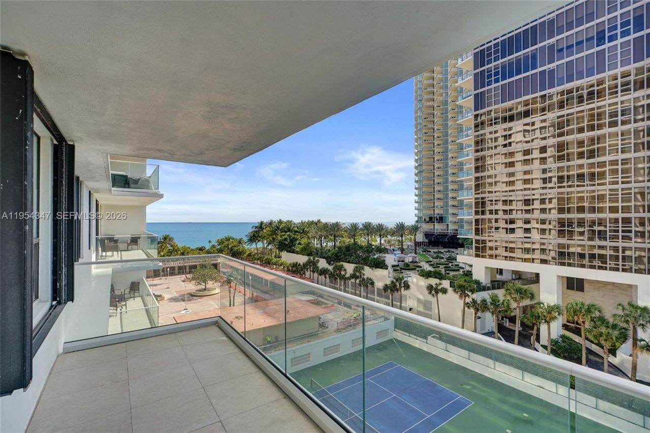 9801 Collins Ave, Unit 8S, Bal Harbour, FL 33154 Photo