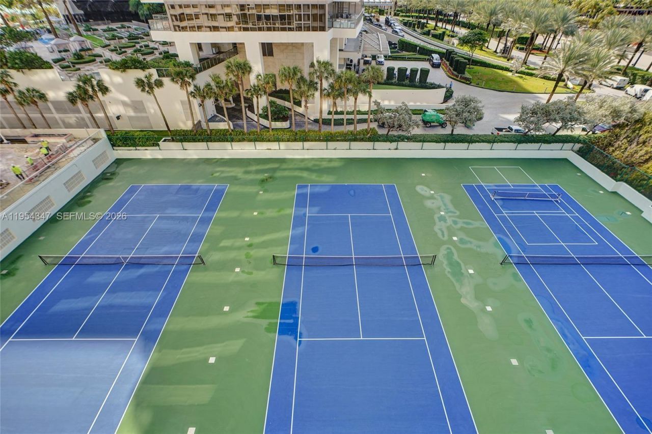 9801 Collins Ave, Unit 8S, Bal Harbour, FL 33154 Photo