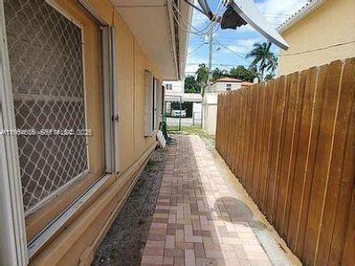 215 S 12th Ave, Unit Back, Hollywood, FL 33019 Photo