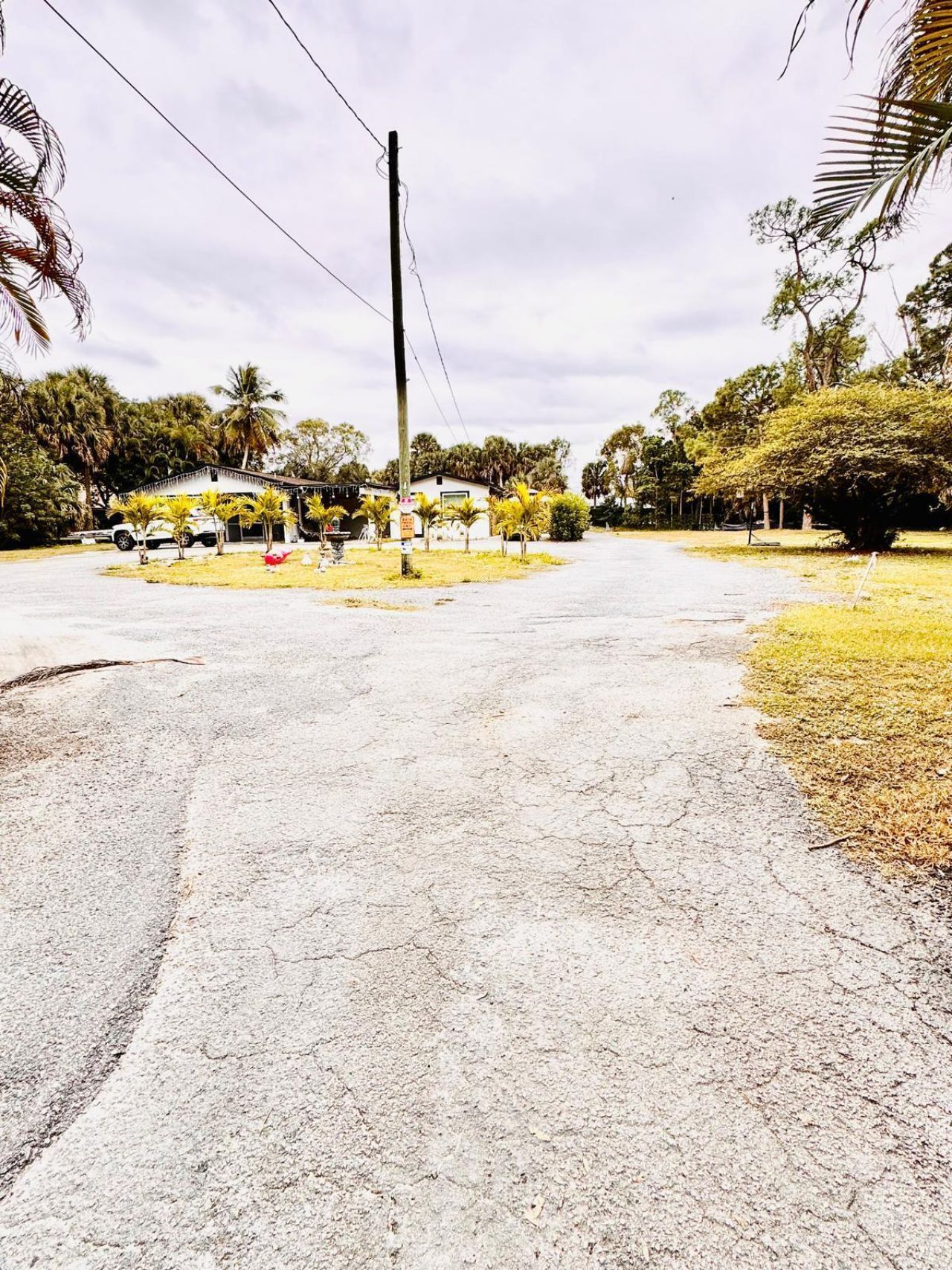 214 Westwood Circle E, West Palm Beach, FL 33411 Photo
