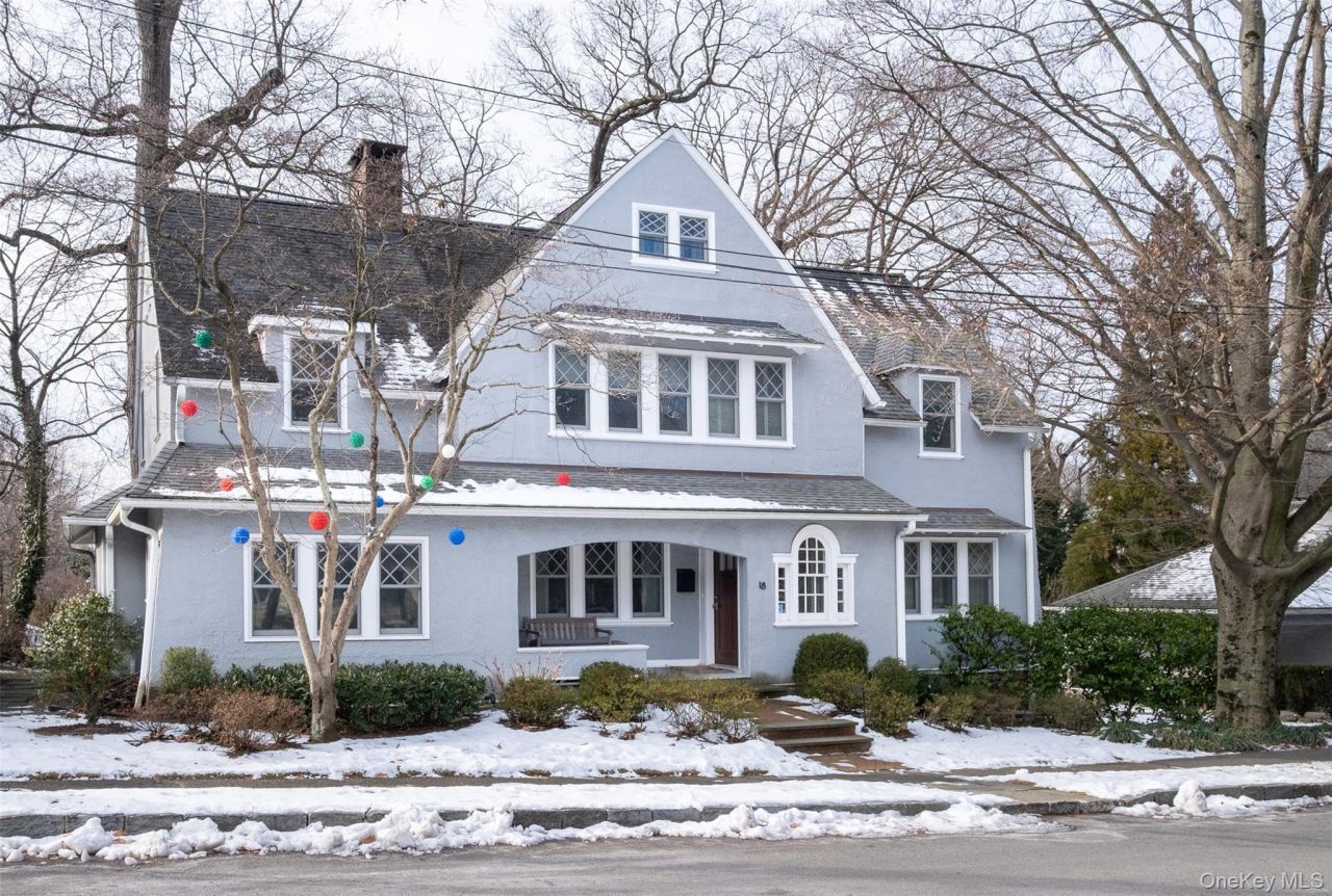 18 Vine Street, Bronxville, NY 10708 Main Photo