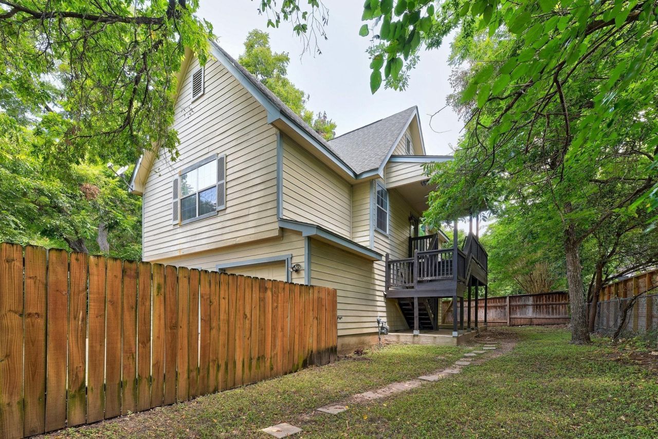 106 E 46th St, Unit B, Austin, TX 78751 Main Photo