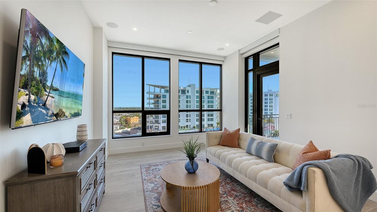 33 S Palm Avenue, Unit 904, Sarasota, FL 34236 Photo