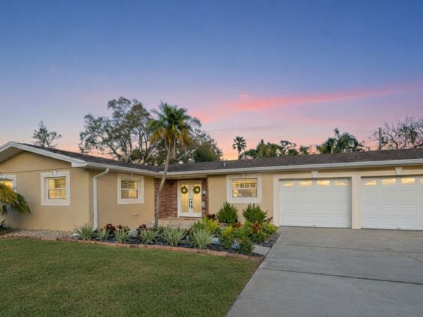 1957 SOUVENIR DRIVE, CLEARWATER, FL 33755