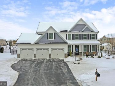 2358 AUSTIN AVENUE AVENUE, CHAMBERSBURG, PA 17202